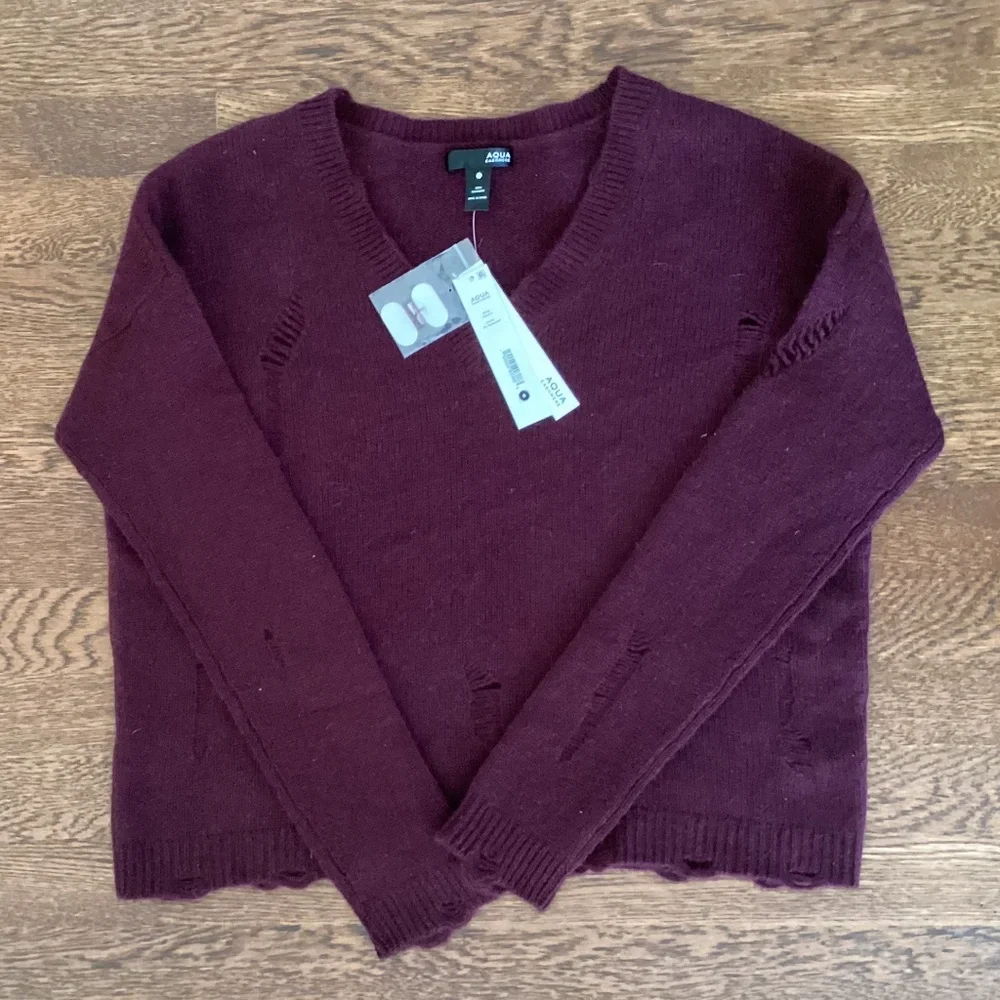 Aqua Burgundy Cashmere Distressed V-Neck Sweater 100% Bloomingdales Exclusive - Picture 13 of 13